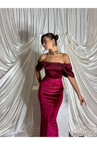 Göğüs Kısmı Saten Eteği Kadife Vücudu Saran Uzun Boy Özel Gün Kadın Nocturna Elbise