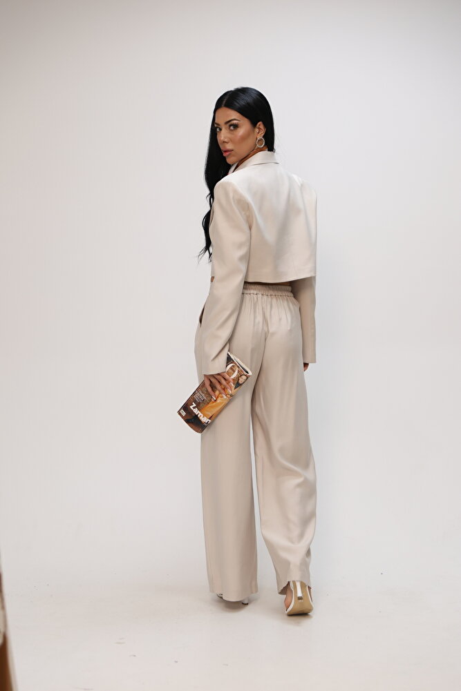 Astarlı Crop Vatkalı Kadın Ceket