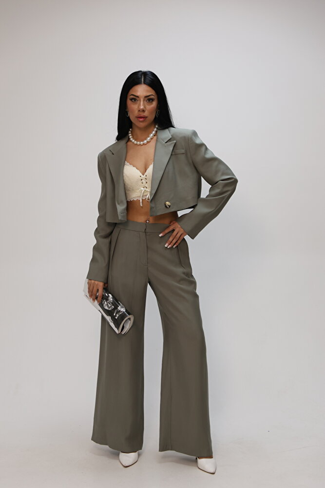 Astarlı Crop Vatkalı Kadın Ceket