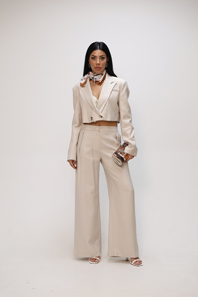 Astarlı Crop Vatkalı Kadın Ceket