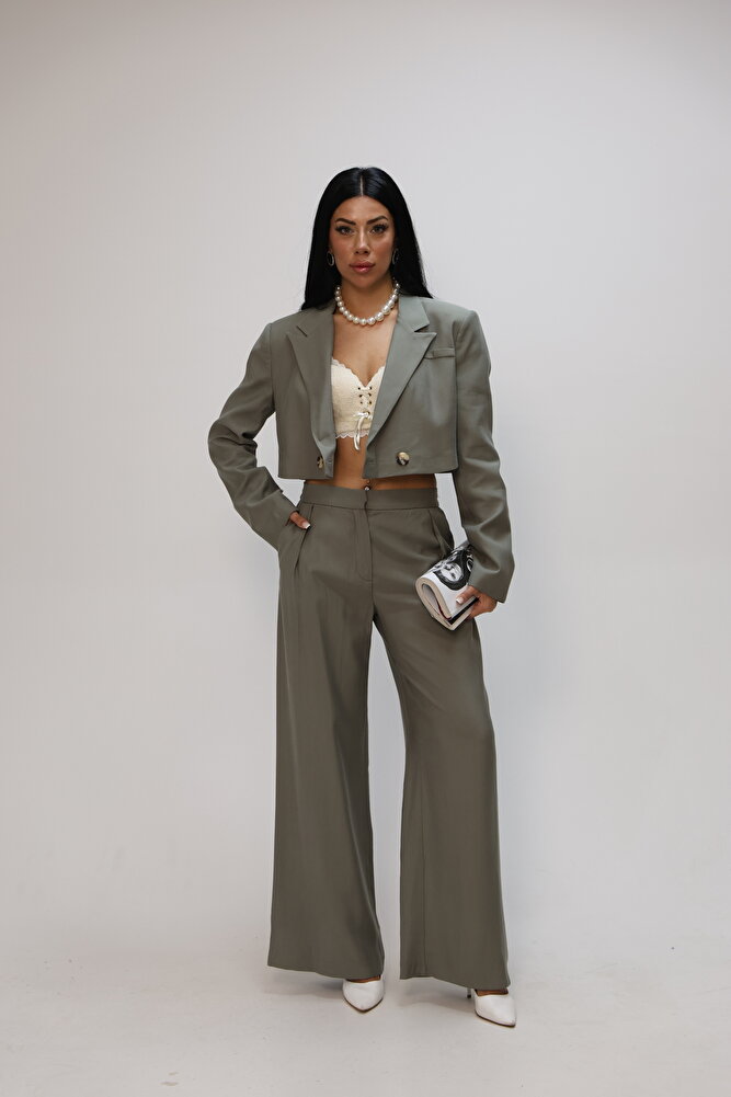 Astarlı Crop Vatkalı Kadın Ceket