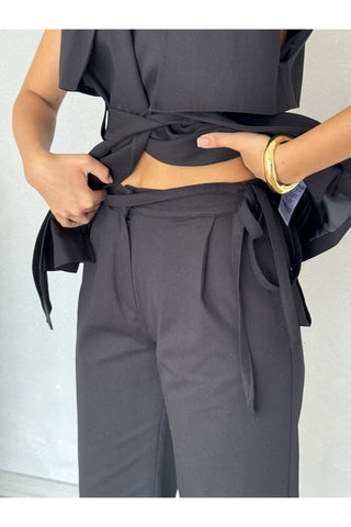 Rüzgarlık Detaylı Kuşaklı Kolsuz Kadın Şık Klasik Günlük Nişan Düğün Pantolon Yelek Takım