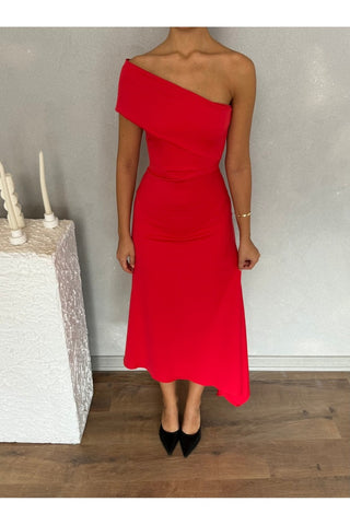 Tek Omuz Eteği Asimetrik Kesim Vücudu Saran Uzun Lunara Gece Elbisesi