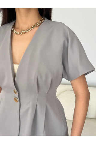 Belden Oturtmalı Kısa Kol Düğmeli Kadın Ceket