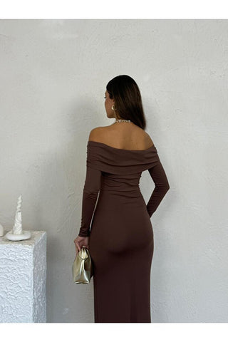 Kayık Yaka Uzun Boy Uzun Kol Vücudu Saran Özel Gün Şık Kadın Elbise
