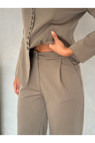 Vatkalı Önü Düğmeli Klasik Kadın Arven Ceket Pantolon Takım