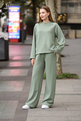 Sweat Pantolonlu Beli Latikli Eşofman Takım
