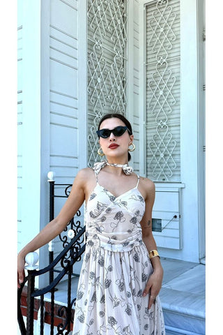 Desenli Boyundan Gül Bağlama Detaylı Askılı Kadın Özel Gün Günlük Elbise