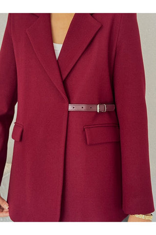 Yandan Kemer Detaylı Astarlı Kısa Kaşe Leya Ceket