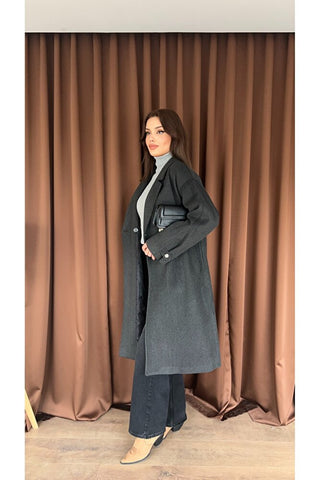 Kolu Pileli Düğmeli Oversize Kaban