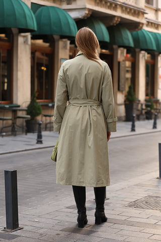 Pelerini Kapaklı Kuşaklı Astarlı Trençkot