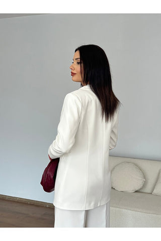 Kapak Detaylı Kadın Blazer Ceket