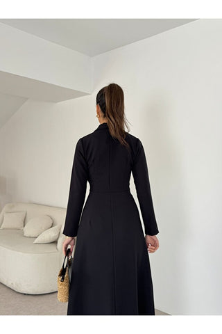 Kruvaze yaka düğme detaylı kadın uzun boy elbise