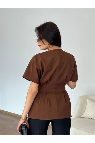 Belden Oturtmalı Kısa Kol Düğmeli Kadın Ceket