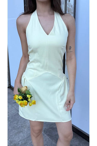 Sırt Dekolteli Boyundan Düğme Kapamalı Mini Yazlık Elbise