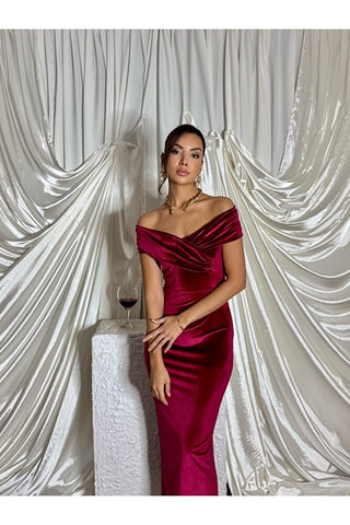 Drape Yakalı Kadife Uzun Boy Arkası Yırtmaçlı Kadın Özel Gün Vinoire Elbise