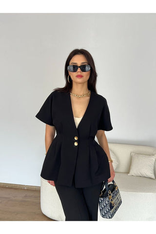 Belden Oturtmalı Kısa Kol Düğmeli Kadın Ceket