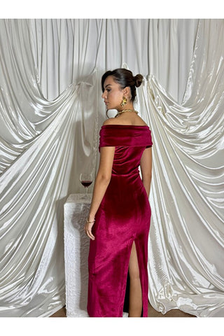 Drape Yakalı Kadife Uzun Boy Arkası Yırtmaçlı Kadın Özel Gün Vinoire Elbise