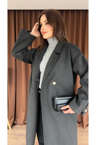 Kolu Pileli Düğmeli Oversize Kaban
