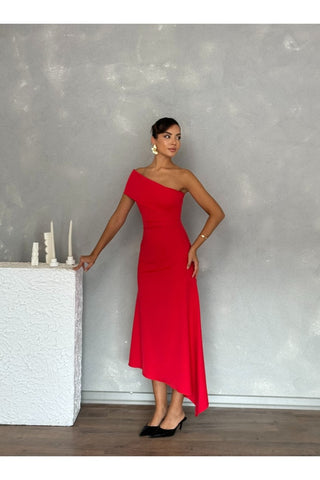 Tek Omuz Eteği Asimetrik Kesim Vücudu Saran Uzun Lunara Gece Elbisesi