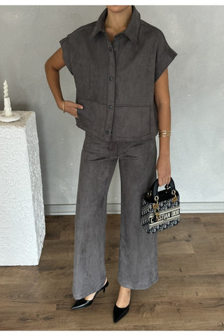 Kadın Yelekli Pantolonlu Süet Takım