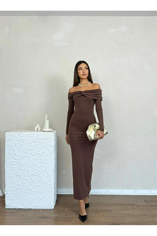 Kayık Yaka Uzun Boy Uzun Kol Vücudu Saran Özel Gün Şık Kadın Elbise