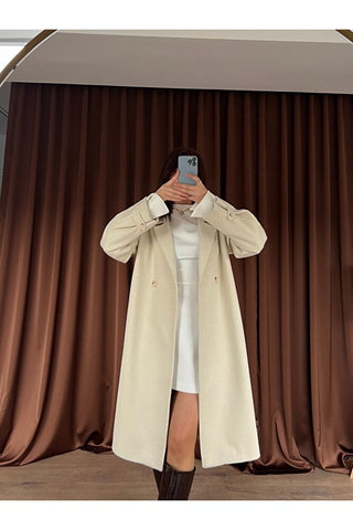 Kolu Pileli Düğmeli Oversize Kaban