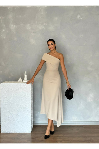 Tek Omuz Eteği Asimetrik Kesim Vücudu Saran Uzun Lunara Gece Elbisesi